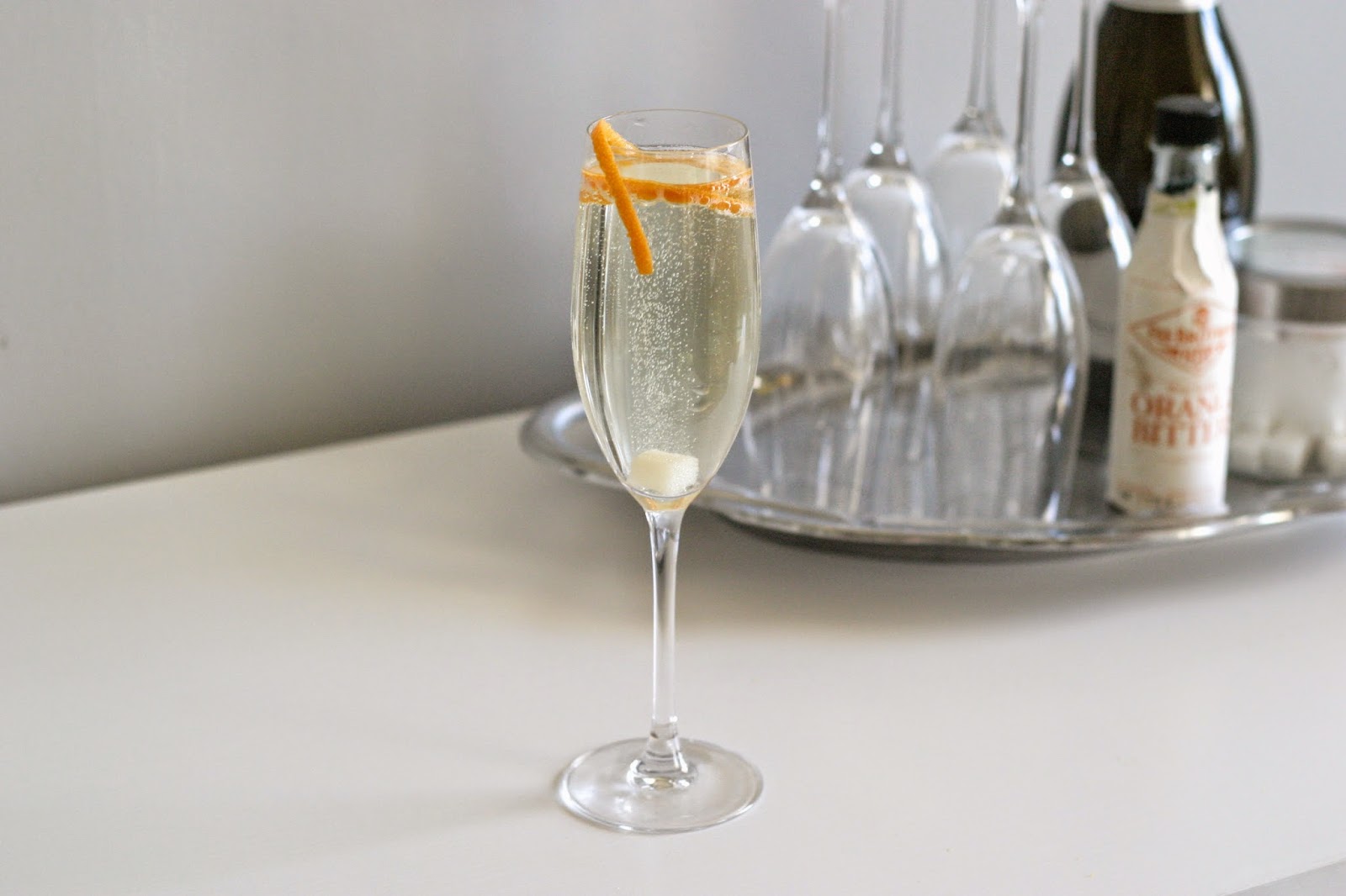 Recipe Round-Up: Champagne Cocktails