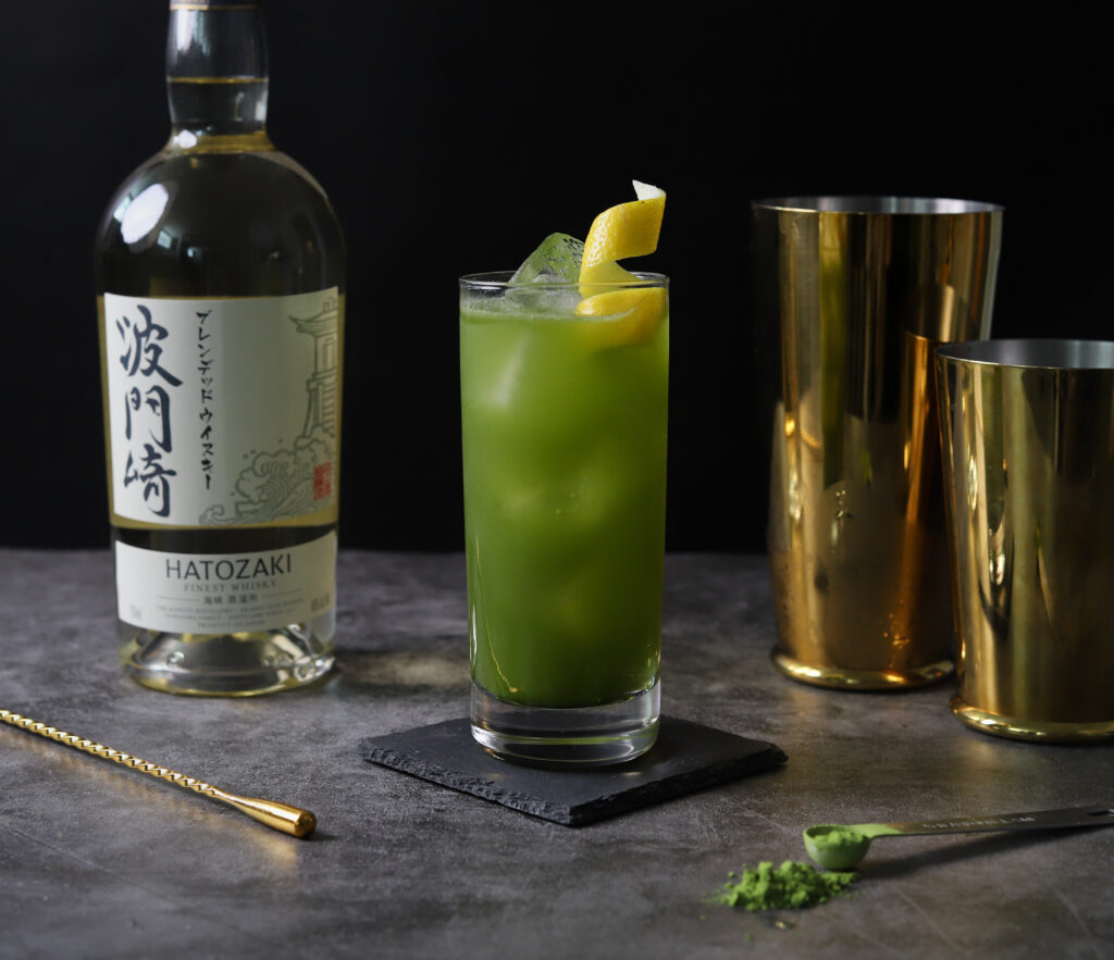 Matcha Tea Highball with Hatozaki Finest Whisky